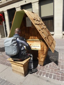 ein öffentliches Piano - in Calgary