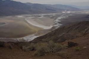 Da unten ist Badwater, der tiefste Punkt der USA (-86m) und wir kommen nicht hin.